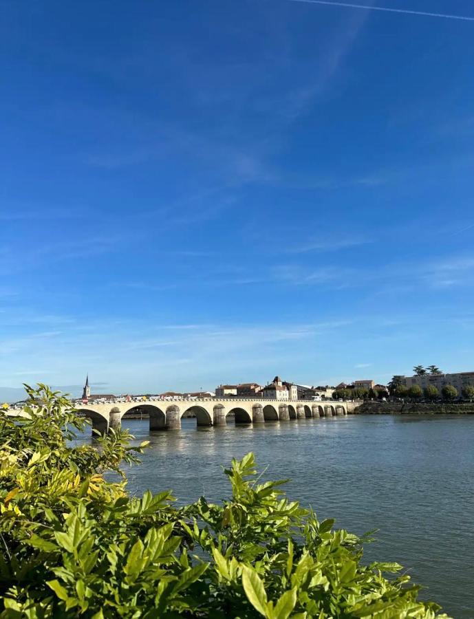Le Lamartine - Vue Saone - Baignoire Ilot Mâcon Zewnętrze zdjęcie